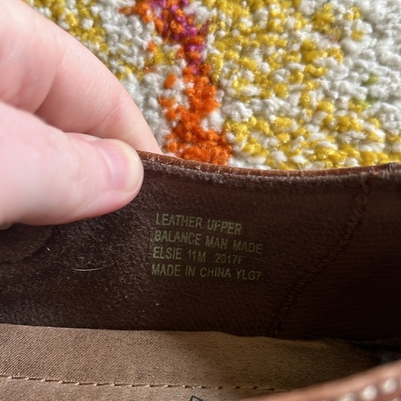 EARTH ORIGINS WOMENS SIZE 11 ELSIE LOAFERS - Picture 4 of 7